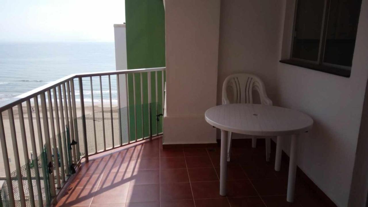 Edificio Montemar Apartment *